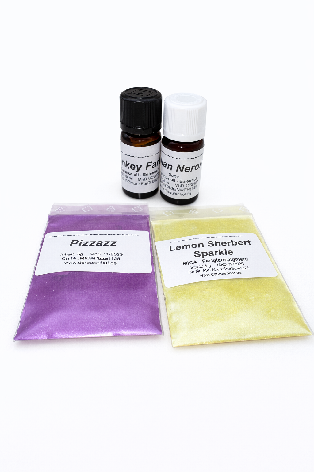 DIY Seifenset für das Kaltverfahren mit pflanzlichen Ölen und Rohstoffen zur Herstellung von Naturseife.