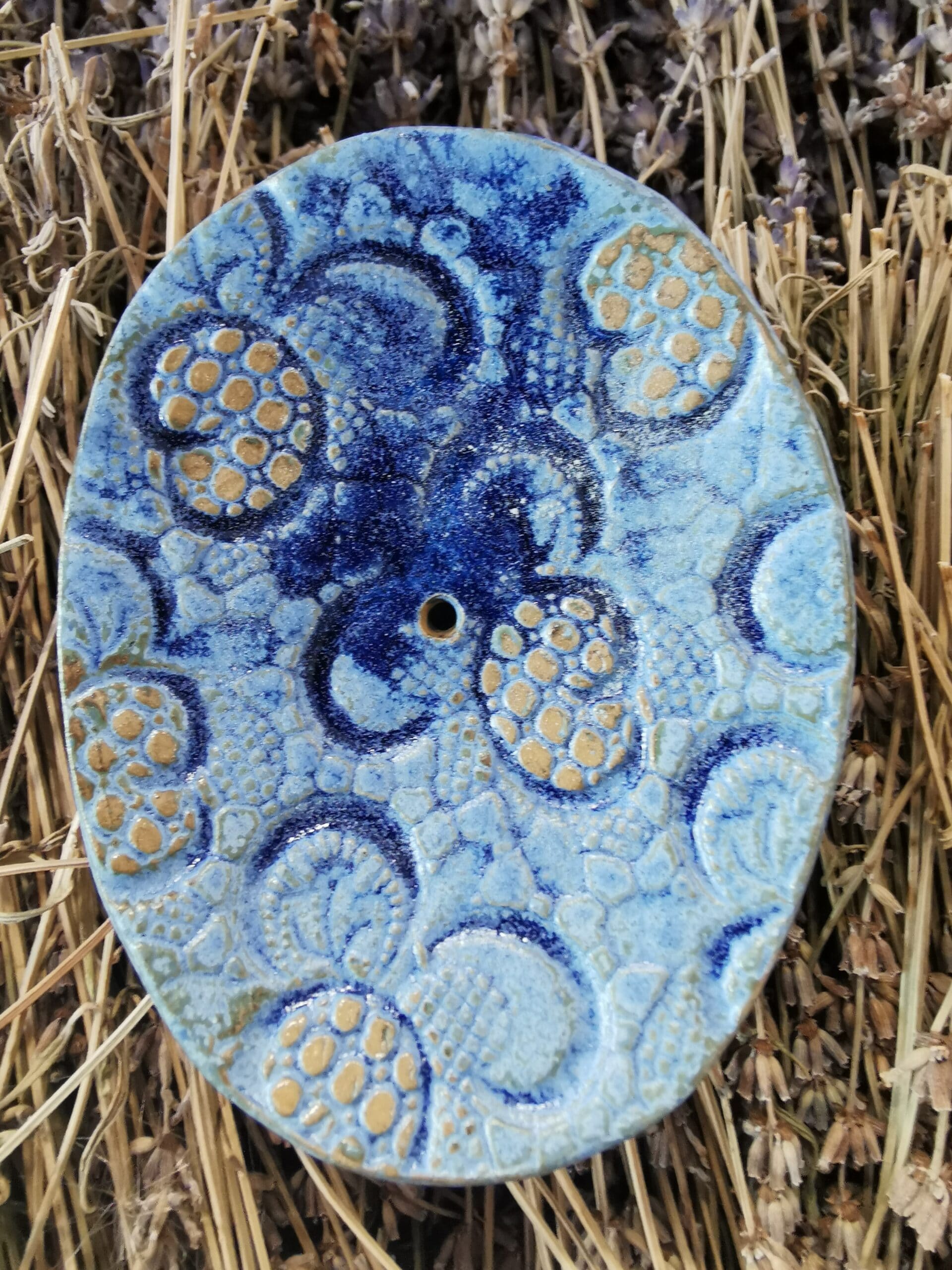 Ceramic bowl oval