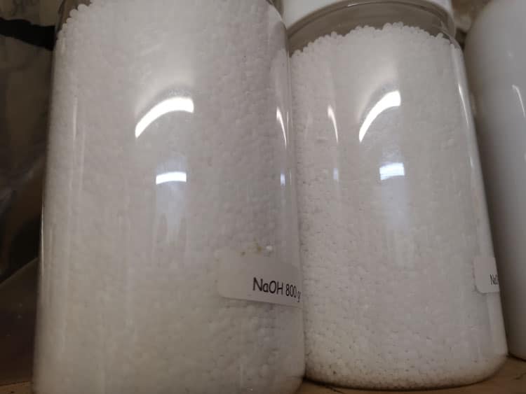 NaoH - Sodium hydroxide