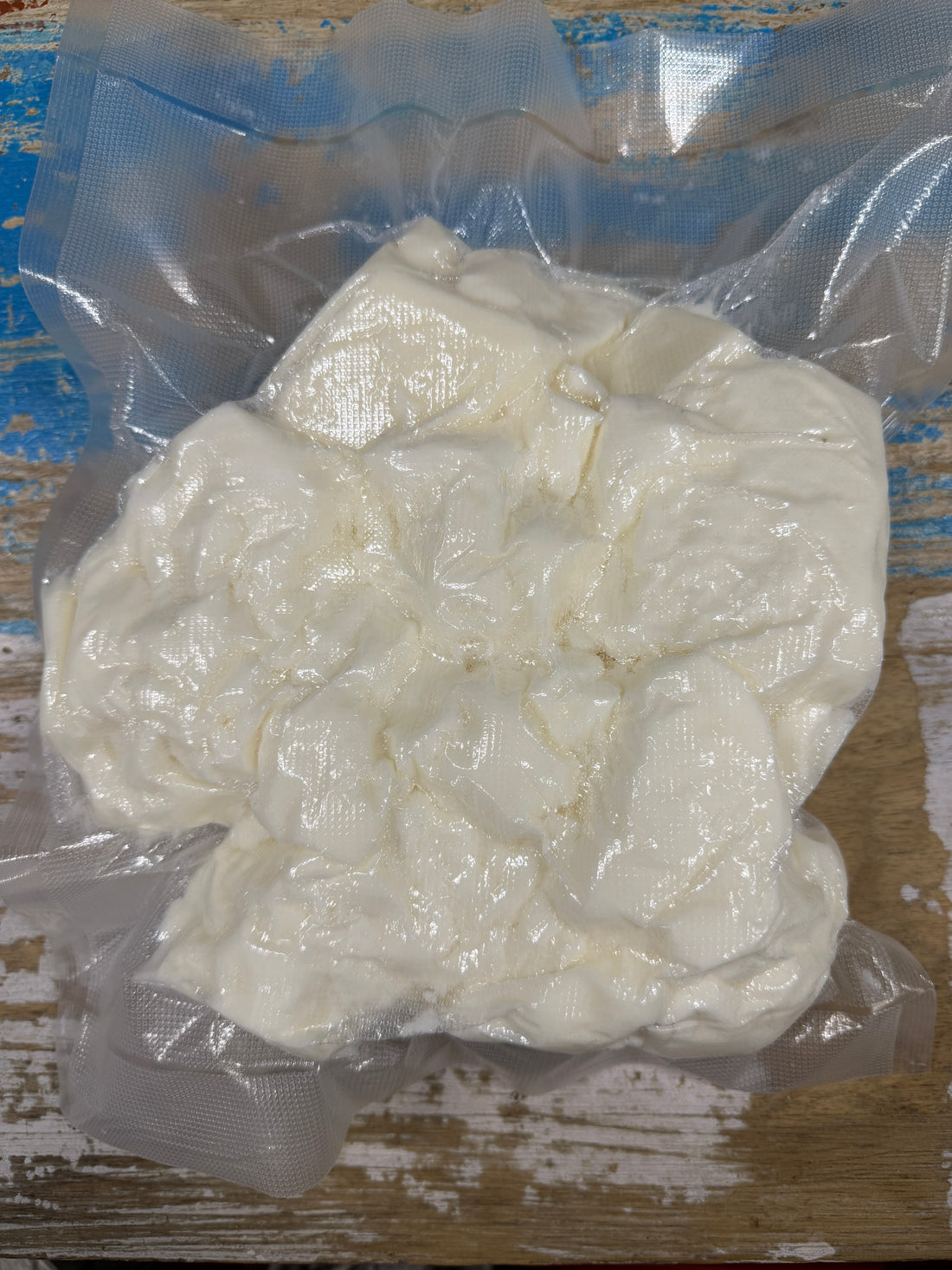 Geruchs- und farbneutrale desodorierte Bio-Sheabutter von Der Eulenhof