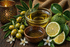 Frisches Duftbild mit Oliven, Bergamotte und natürlicher mediterraner Atmosphäre auf rustikalem Hintergrund für Olive Oil & Bergamot Fragrance Oil